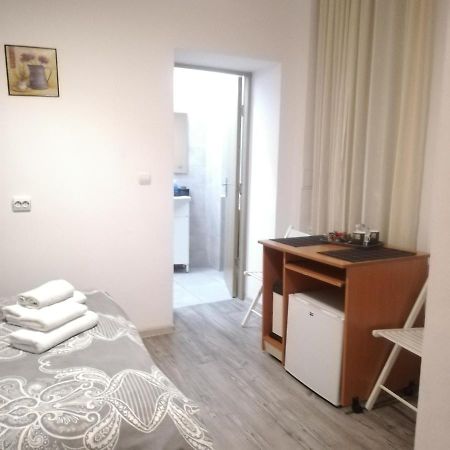 Studio Piata Amzei 1 Appartement Boekarest Buitenkant foto